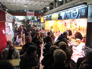 Tastets gastron&ograve;mics al Mercat del Lle&oacute;