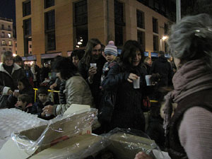 Espectacle de M&agrave;gia a la pla&ccedil;a Josep Pla