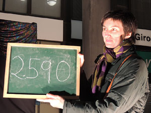 Espectacle de M&agrave;gia a la pla&ccedil;a Josep Pla