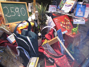 Espectacle de M&agrave;gia a la pla&ccedil;a Josep Pla