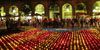 L'encesa d'espelmes a la plaça de la Independència