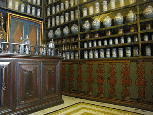 La farmàcia de l'antic hospital de Santa Caterina de Girona