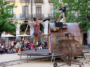 Festes de Primavera 2014. Espectacles a la plaça de la Independència