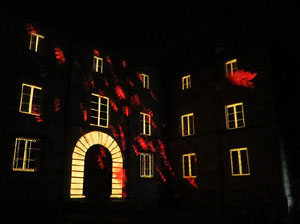 Girona, ciutat de festivals. Festival Internacional de Mapping, FIMG. Façana de la  Casa Pastors