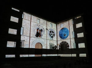 Girona, ciutat de festivals. Festival Internacional de Mapping, FIMG. Façana de la  Casa Pastors