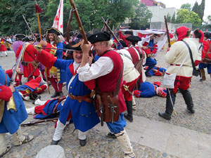 Girona resisteix! Jornades de recreaci&oacute; hist&ograve;rica de la Guerra de Successi&oacute;. Recreaci&oacute; dels combats de 1705