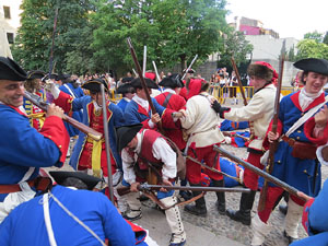Girona resisteix! Jornades de recreaci&oacute; hist&ograve;rica de la Guerra de Successi&oacute;. Recreaci&oacute; dels combats de 1705