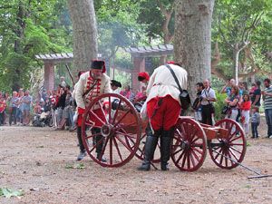 Girona resisteix! Jornades de recreaci&oacute; hist&ograve;rica de la Guerra de Successi&oacute;. Recreaci&oacute; dels setges de 1710 i 1712