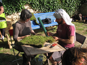 Girona Temps de Flors 2014. Preparaci&oacute; dels muntatges florals