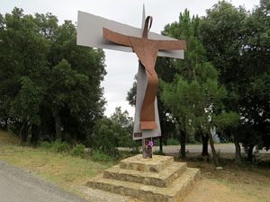La Creu dels Àngels, escultura de Max Varés