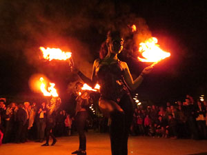 Fires de Girona 2014. Espectacle la bella i les bèsties, a càrrec de Carros de Foc