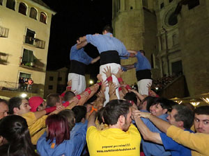 Fires de Girona 2014. Castells de vigilia a càrrec de Marrecs de Salt i Castellers de Badalona
