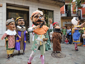 Fires 2014 a Girona. Passejada pel Barri Vell amb els capgrossos de Girona