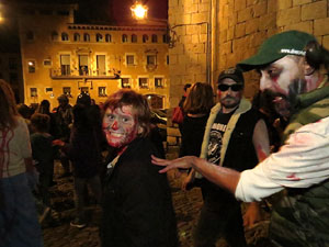 Fires de Girona 2014. Zombie Walk pels carrers de Girona dins el festival Acocollona't