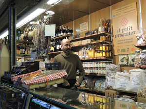 Nadal 2014 a Girona. La decoraci&oacute; nadalenca del Mercat del Lle&oacute;
