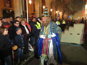 La Cavalcada de Reis 2015. Desfilada pels carrers de la ciutat, fins la pla&ccedil;a del Vi