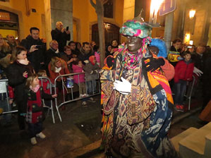 La Cavalcada de Reis 2015. Desfilada pels carrers de la ciutat, fins la pla&ccedil;a del Vi