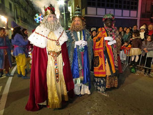 La Cavalcada de Reis 2015. Desfilada pels carrers de la ciutat, fins la pla&ccedil;a del Vi