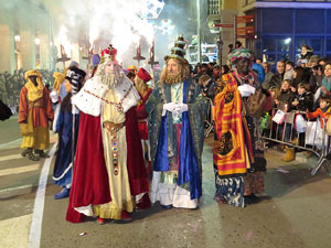 La Cavalcada de Reis 2015. Desfilada pels carrers de la ciutat, fins la pla&ccedil;a del Vi