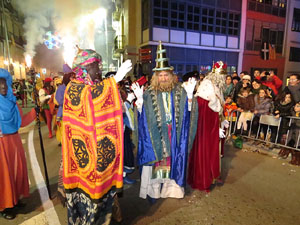 La Cavalcada de Reis 2015. Desfilada pels carrers de la ciutat, fins la pla&ccedil;a del Vi