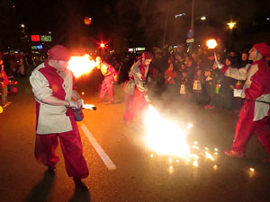 La Cavalcada de Reis 2015. Desfilada pels carrers de la ciutat, fins la pla&ccedil;a del Vi