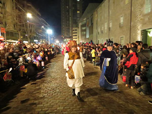 La Cavalcada de Reis 2015. Desfilada pels carrers de la ciutat, fins la pla&ccedil;a del Vi