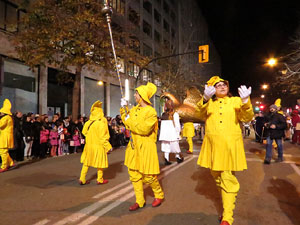 La Cavalcada de Reis 2015. Desfilada pels carrers de la ciutat, fins la pla&ccedil;a del Vi