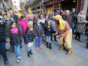 La Cavalcada de Reis 2015. La precavalcada pels carrers de Girona