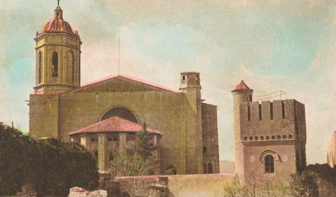 Vista de la Catedral de Girona des de la part posterior. A la dreta, la Torre Magdala als Jardins de la Francesa