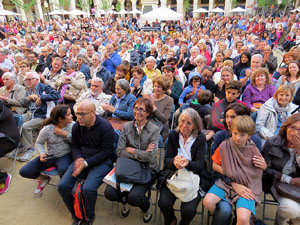 Festival A Capella 2015. Gospelians de Girona a la pla&ccedil;a de la Independ&egrave;ncia