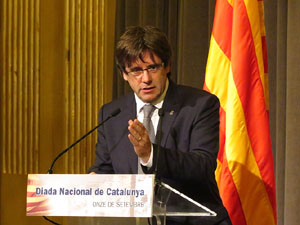 Diada Nacional 2015. Acte institucional al Saló de descans del Teatre Municipal de Girona