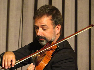 Diada Nacional 2015. Acte institucional al Saló de descans del Teatre Municipal de Girona