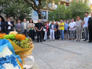 Diada Nacional 2015. Ofrena floral a Carles Rahola a la Rambla de la Llibertat