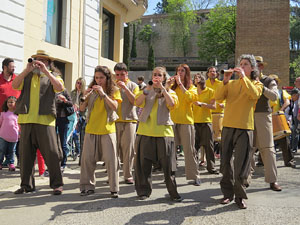 Festes de Primavera de Girona 2015. Cercavila amb el Tarlà