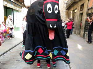 Festes de Primavera de Girona 2015. Presentació de la Mula Baba