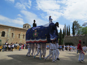Festes de Primavera de Girona 2015. Presentació de la Mula Baba