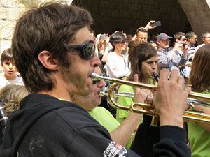 Festes de Primavera de Girona 2015. Presentació de la Mula Baba
