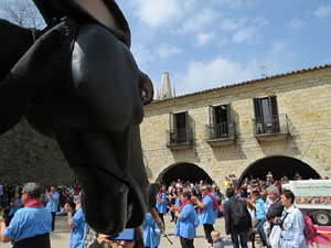 Festes de Primavera de Girona 2015. Presentació de la Mula Baba