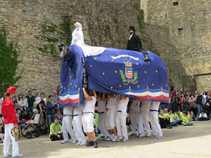 Festes de Primavera de Girona 2015. Presentació de la Mula Baba