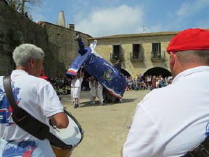 Festes de Primavera de Girona 2015. Presentació de la Mula Baba