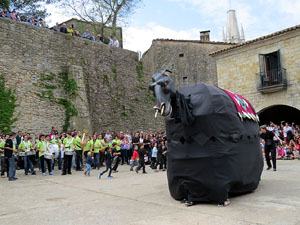 Festes de Primavera de Girona 2015. Presentació de la Mula Baba