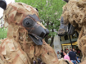 Festes de Primavera de Girona 2015. Espectacle Óssos del Pirineu