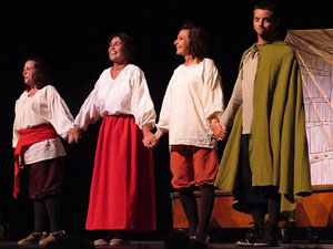 FITAG 2015. Espectacle Bruixes, de la Cia. An-danda-ra, d'Andorra la Vella,  Andorra