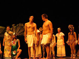 FITAG 2015. Espectacle Maz&aacute;tzin, el hombre venado, de la Cia. Centro Cultural Jalil Gibran, M&egrave;xic, i el Col&middot;lectiu Actoral de Girona