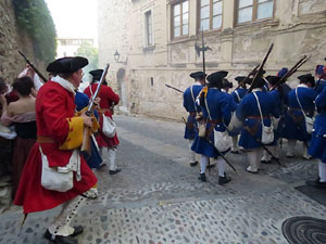 Girona resisteix! Jornades de recreació històrica de la Guerra de Successió. Combat als carrers Bellmirall - Alemanys
