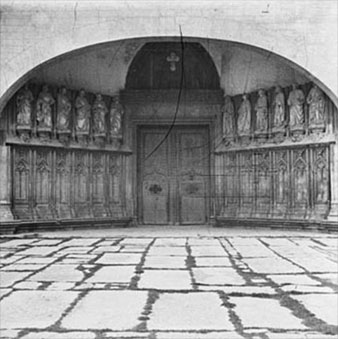 Porta de la plaça dels Apòstols de la Catedral de Girona. 29 de setembre 1924
