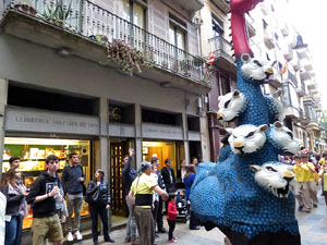 Sant Jordi 2015. Cercavila amb el Beatusaure