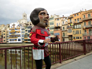 Sant Jordi 2015. Cercavila amb el Beatusaure