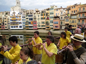 Sant Jordi 2015. Cercavila amb el Beatusaure