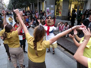 Sant Jordi 2015. Cercavila amb el Beatusaure